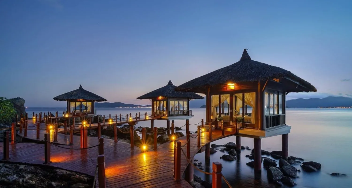 Vinpearl Discovery Rockside Nha Trang – Lâu đài nghỉ dưỡng liền kề sân golf trên đảo