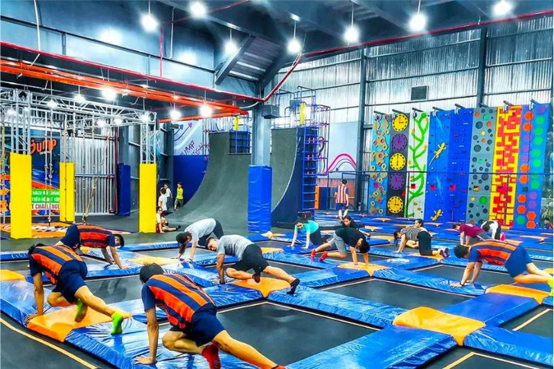 Vui chơi tại Jump Arena Hà Nội review khu Trampoline nổi tiếng