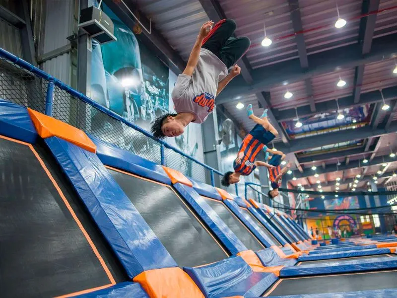 Vui chơi tại Jump Arena Hà Nội review khu Trampoline nổi tiếng