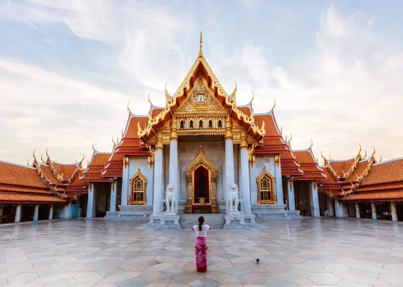 Wat Benchamabophit dát đá cẩm thạch Ý lộng lẫy tại Bangkok