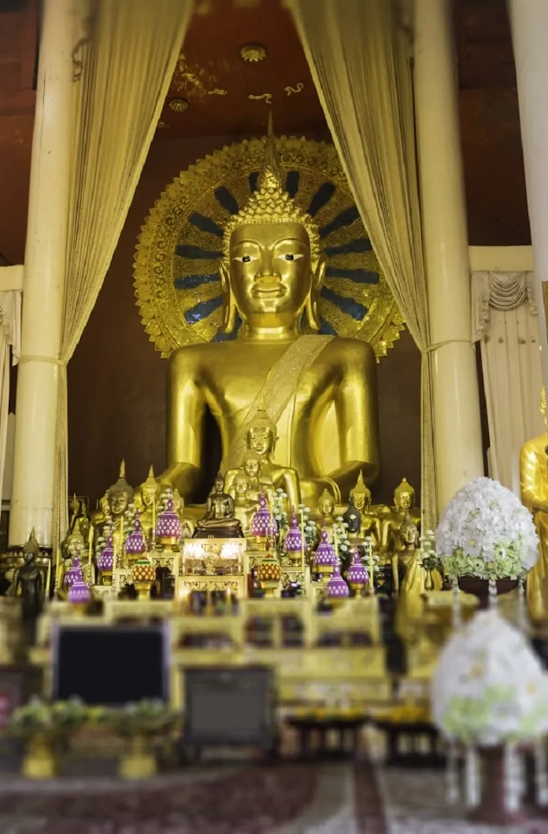 Wat Phra Singh với kiến trúc Lanna tại Chiang Mai