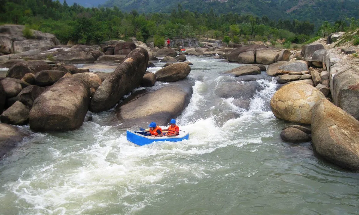 Waterland Thạch Lâm – Khu vui chơi giải trí đa sắc màu của thành phố biển Nha Trang