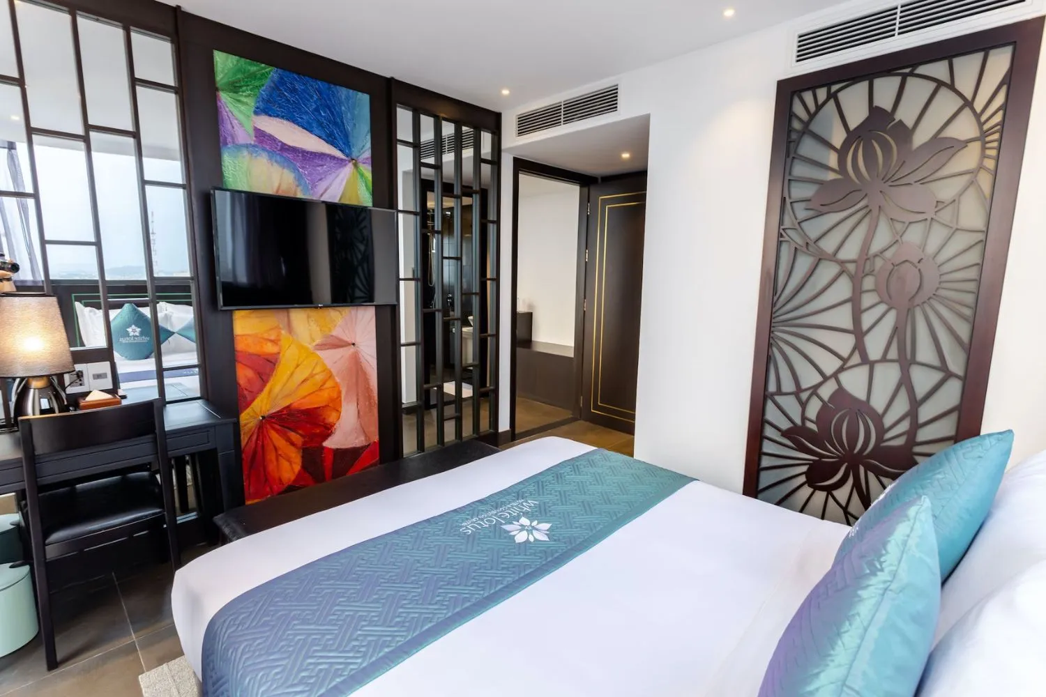 White Lotus Hotel Huế mang những nét kiến trúc đậm phong cách cung đình