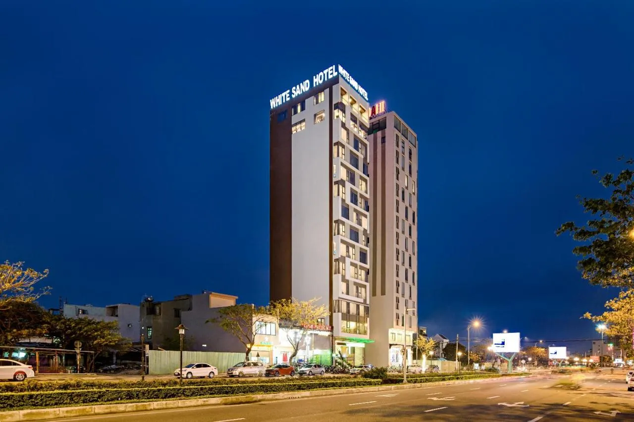 White Sand Hotel and Apartment, khách sạn đạt chuẩn quốc tế gần biển Mỹ Khê