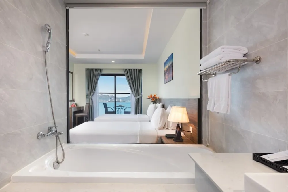 Xavia Hotel – Khách sạn 4 sao sở hữu view bao trọn vịnh Nha Trang