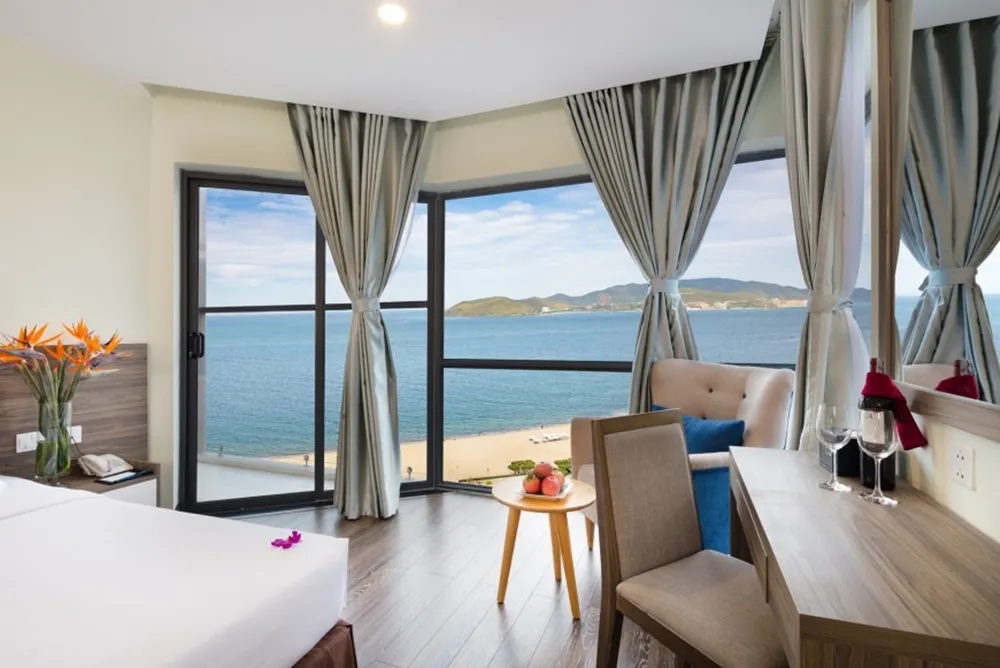 Xavia Hotel – Khách sạn 4 sao sở hữu view bao trọn vịnh Nha Trang