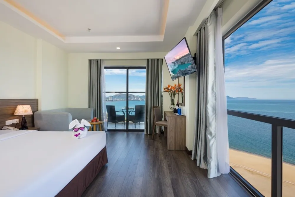 Xavia Hotel – Khách sạn 4 sao sở hữu view bao trọn vịnh Nha Trang