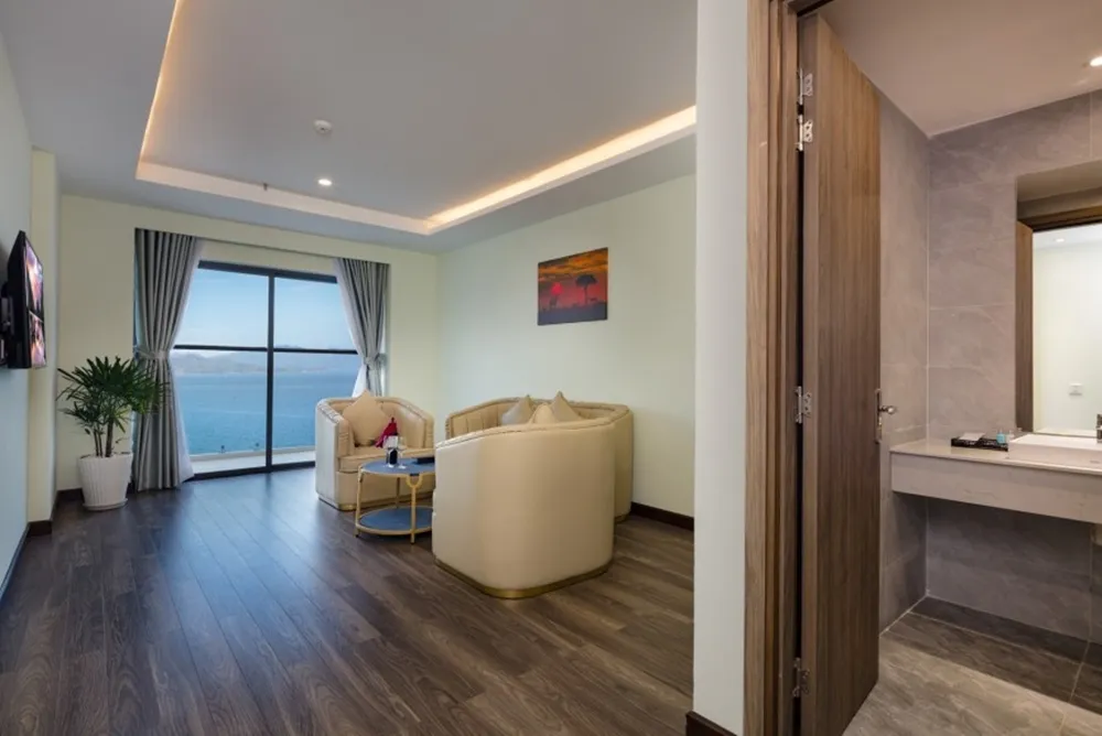 Xavia Hotel – Khách sạn 4 sao sở hữu view bao trọn vịnh Nha Trang