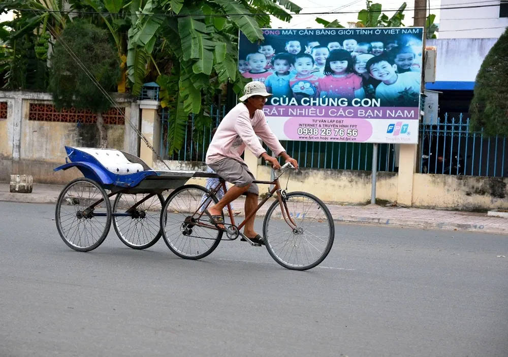 Xe lôi ở Cần Thơ và những trải nghiệm đậm chất miền Tây