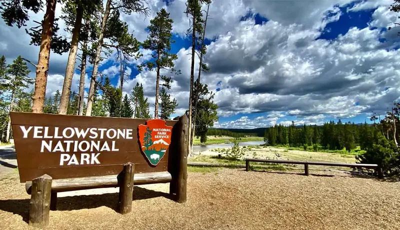 Yellowstone vườn quốc gia lâu đời nhất nước Mỹ và thế giới