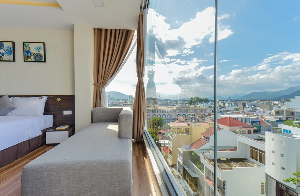 Yến Vàng Hotel & Apartment – Khách sạn mang phong cách trang nhã gần trung tâm phố biển Nha Trang